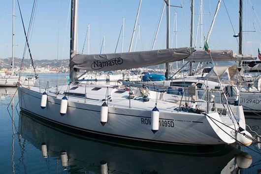 Immagine di Namaste - Comet 41S | Race cruise sailing yacht | Vacanza a vela charter | Liguria 