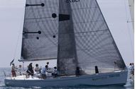 Immagine di Namaste - Comet 41S | Race cruise sailing yacht | Vacanza a vela charter | Liguria 