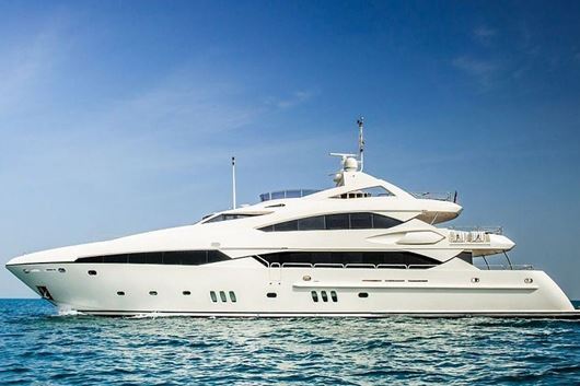 Immagine di Serendipity | Luxury motor yacht | crociera in yacht | Mar arabico