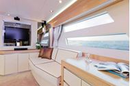 Immagine di Sacha | Luxury motor yacht | crociera in yacht | Sardegna - Mediterraneo