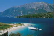 Immagine di Grecia - Isole Ioniche | Crociera in flottiglia a vela e in catamarano | 7 giorni