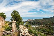 Immagine di Cinque Terre Liguria, arcipelago Toscano e Corsica | crociera scuola a vela