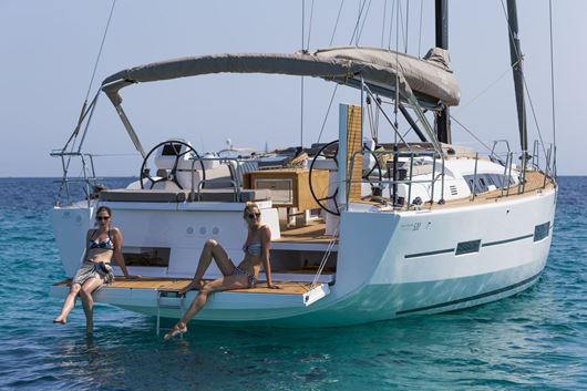Immagine di Euribia - Dufour 520 GL | Luxury sailing yacht | Vacanza a vela charter | Liguria, Sardegna e Corsica