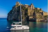 Immagine di 2027 | Ombre Blu 3 | Luxury catamaran | crociera in catamarano | Italia Meditteraneo