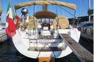 Immagine di MondoX - Sun Odyssey 45 | Luxury sailing yacht | Vacanza a vela charter | Toscana