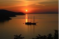 Mondovela - Crociera noleggio barca a vela tra la costa toscana e le sue isole