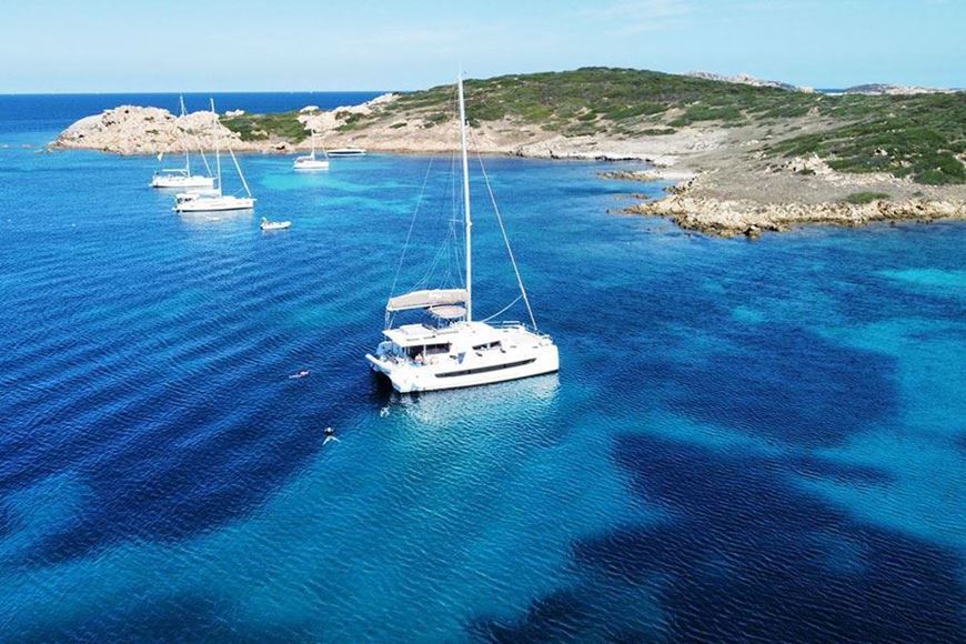 Immagine di 2023 Sardegna - Arcipelago della Maddalena | Catamarano Luxury | 7 giorni | skipper e hostess