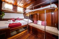 Immagine di 2027 | Caicco Luxury | Crociera cabin cruise su Caicco | Italia | Sicilia - Isole Eolie