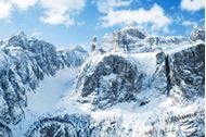 Ponte dell'Immacolata sulla neve in Alta Badia  Corvara Trentino-Alto Adige