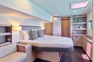 Immagine di Alma | Luxury catamaran | crociera in catamarano | mediterraneo