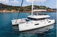 Immagine di Moya | Luxury catamaran | crociera in catamarano | mediterraneo