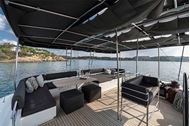 Immagine di Moya | Luxury catamaran | crociera in catamarano | mediterraneo