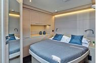 Immagine di Azul | Luxury catamaran | crociera in catamarano | mediterraneo
