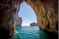 Immagine di 2026 | A Ponza con la lenza! | Crociera e Pesca d'altura in catamarano | settembre
