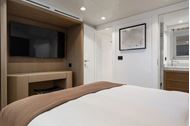 Immagine di 2027 | Illusion II | Motor Yacht | Crociera Luxury | Grecia - Mediterraneo