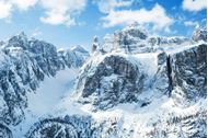 Ponte dell'Immacolata sulla neve in Alta Badia  Corvara Trentino-Alto Adige