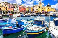 Crociera in barca a vela a Procida e Isole Pontine con Mondovela	