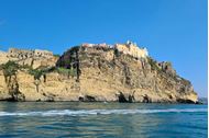 Immagine di 2025 | Pasqua | Procida e Isole Pontine | crociere in catamarano | cabin charter | 