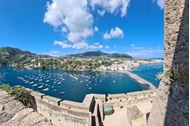 Immagine di 2025 | Ponte 2 Giugno | Procida | isole Flegree e Costiera Amalfitana | Crociera in Catamarano |