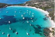 Immagine di 2026 | Sardegna - Arcipelago della Maddalena | Catamarano Luxury |  Agosto | skipper e hostess