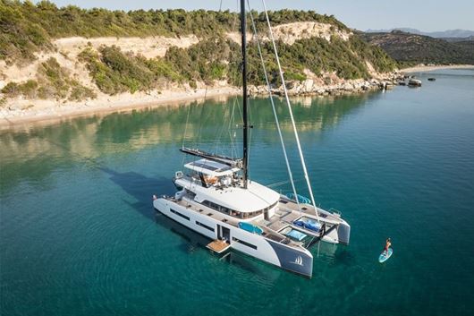 Immagine di La Désirade | Lagoon Seventy7 | Luxury catamaran | crociera in catamarano | Corsica