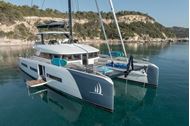 Immagine di La Désirade | Lagoon Seventy7 | Luxury catamaran | crociera in catamarano | Corsica