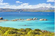 Immagine di 2027 | Costa Smeralda Premium Cruise | Vacanza in catamarano | Pensione completa