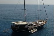 Immagine di 2027 | Isole Eolie | Cabin Cruise in Caicco | Italia | Sicilia