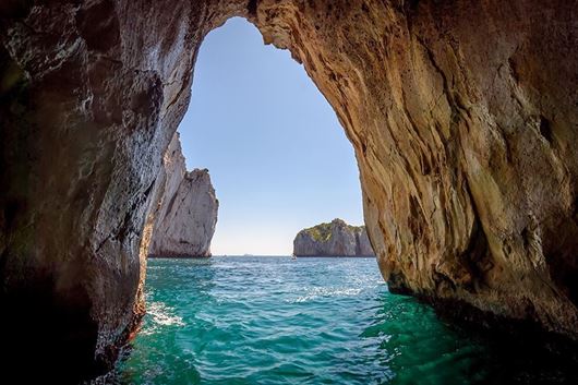 Crociera in barca a vela a Procida e Isole Pontine con Mondovela	