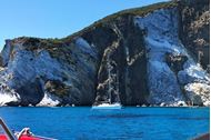 Immagine di 2027 | Ponza e Palmarola | Crociera in Catamarano | 4 gg infrasettimanali o 3 gg Long Weekend
