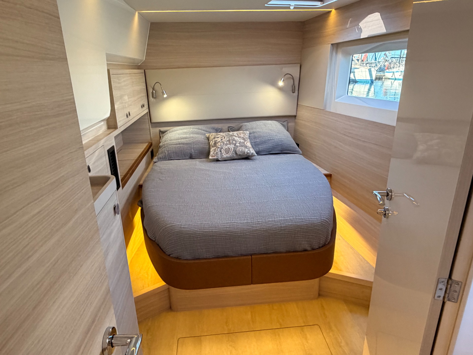 Aquila 45 Sail — cabina ospiti vista II