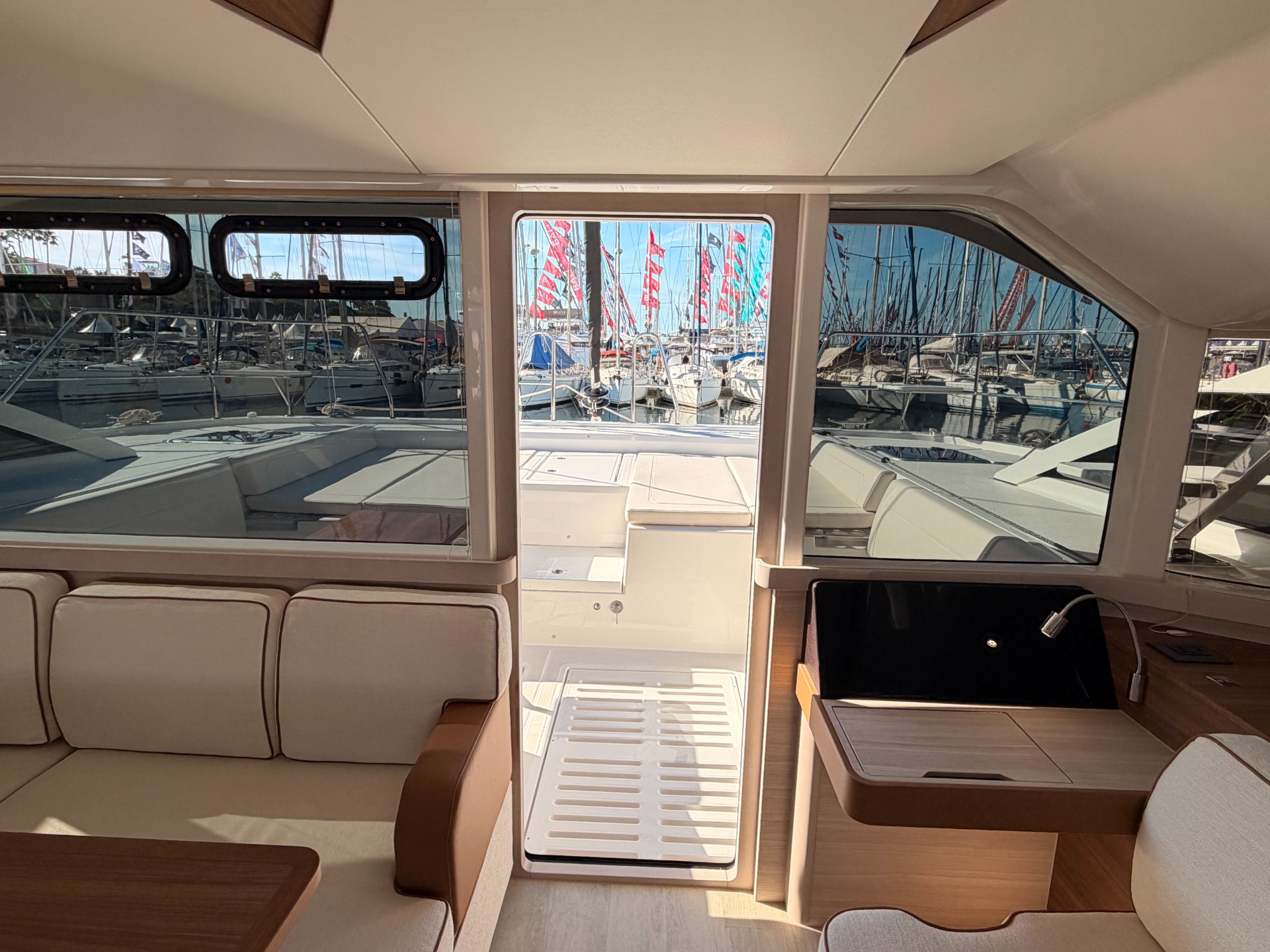 Aquila 45 Sail — pozzetto di prua vista III
