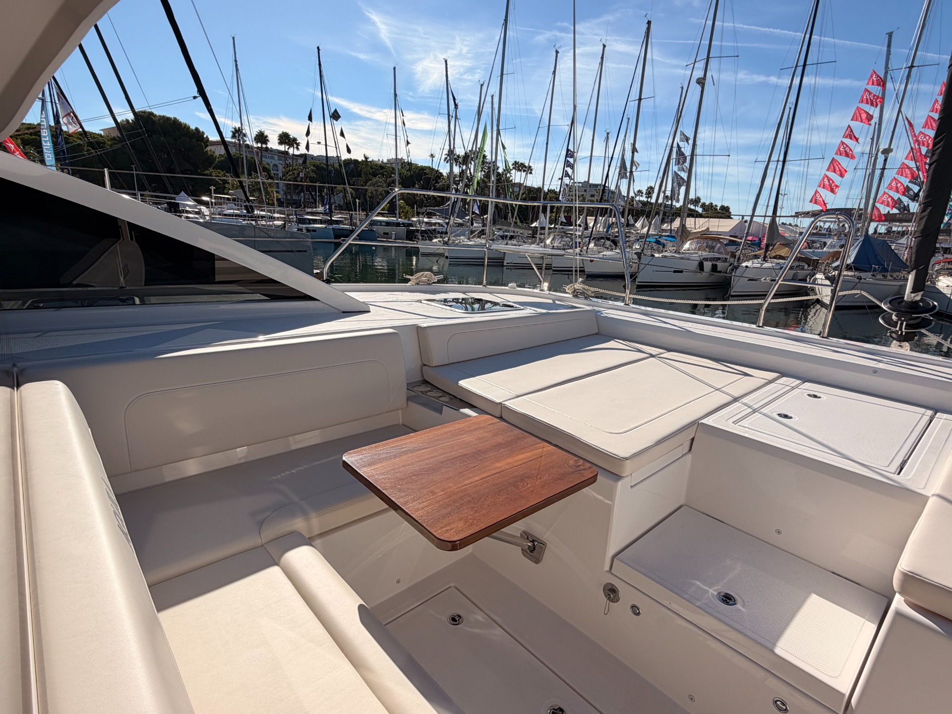 Aquila 45 Sail — pozzetto di poppa vista II