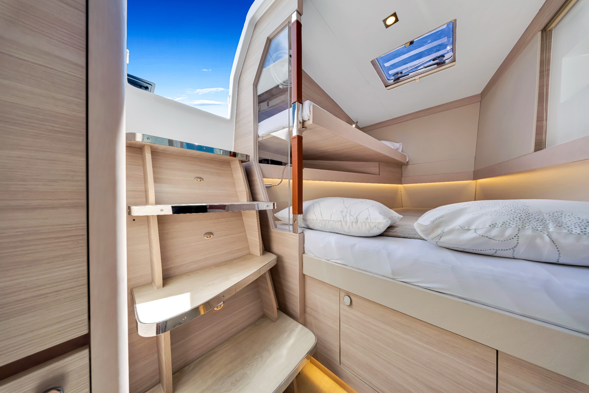 Aquila 50 Sail — cabina di prua