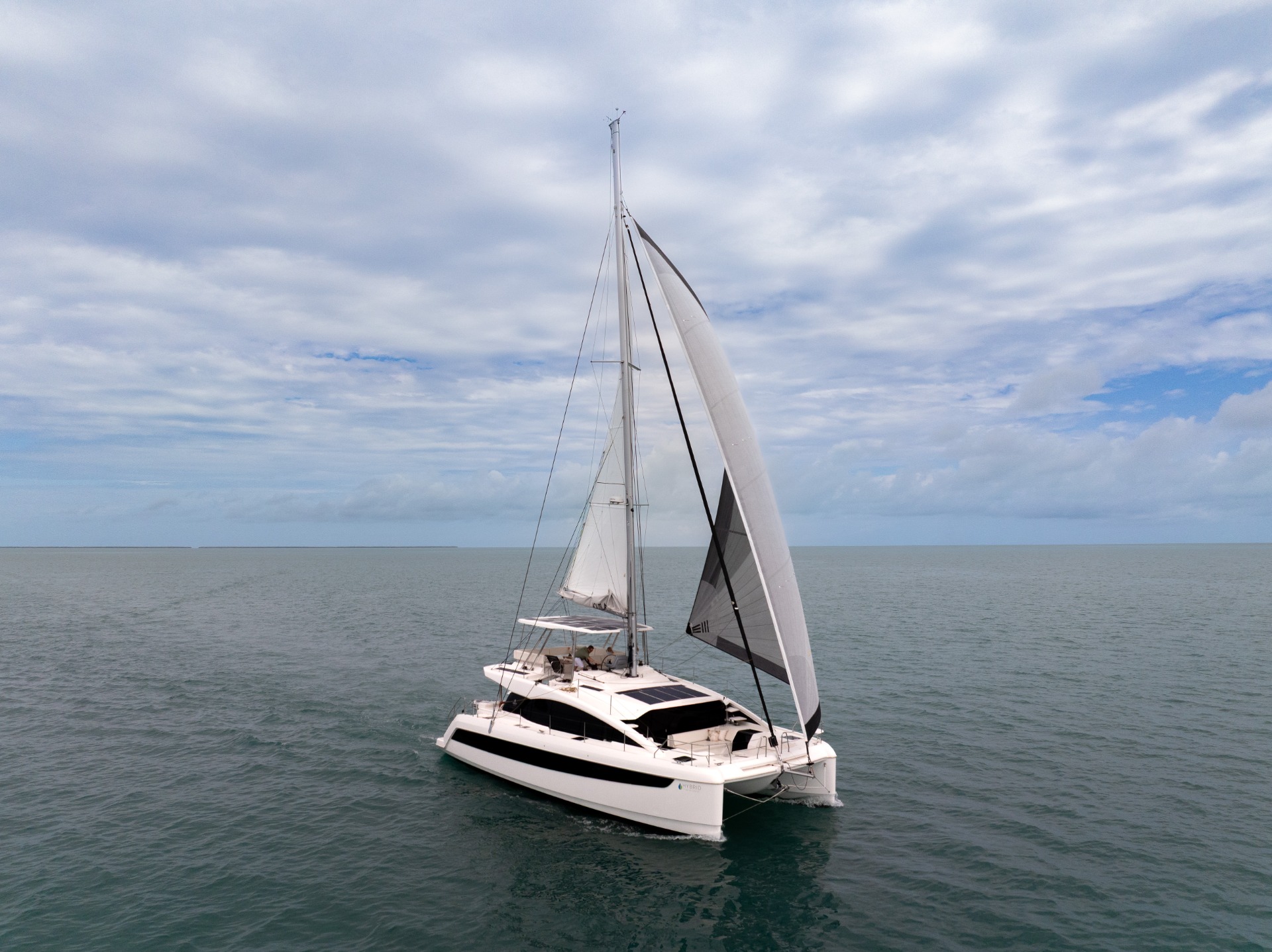 Aquila 50 Sail — in navigazione vista drone II
