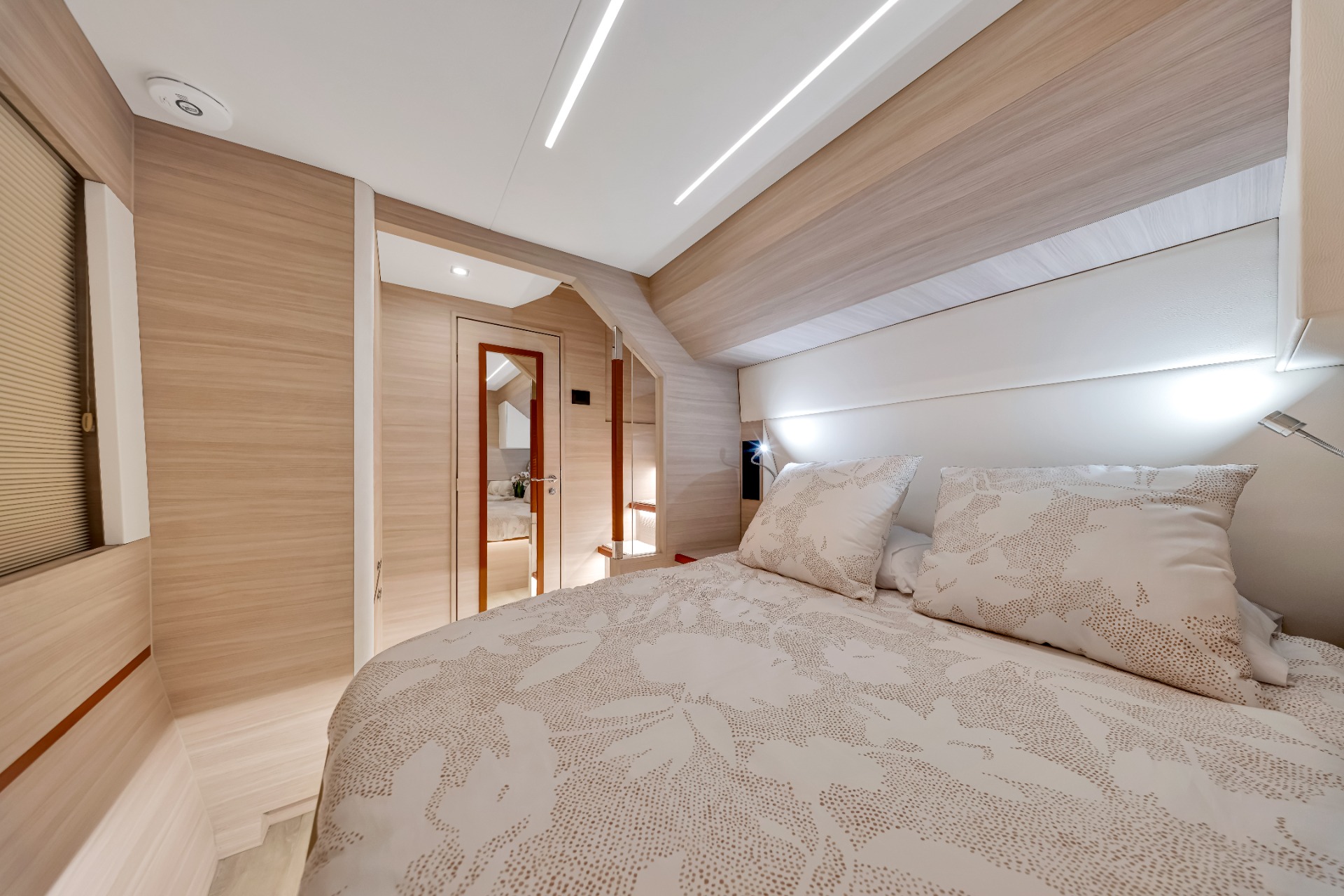 Aquila 50 Sail — cabina ospiti