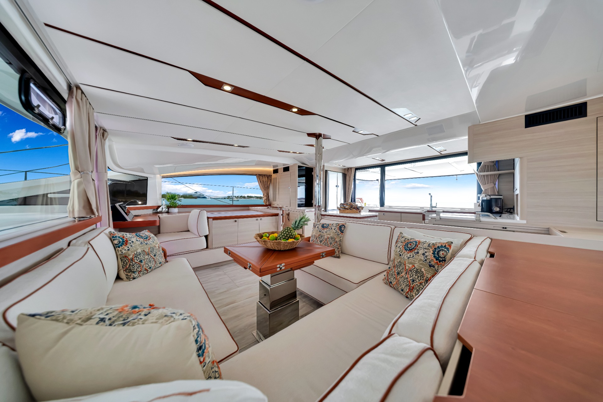 Aquila 50 Sail — salone vista V