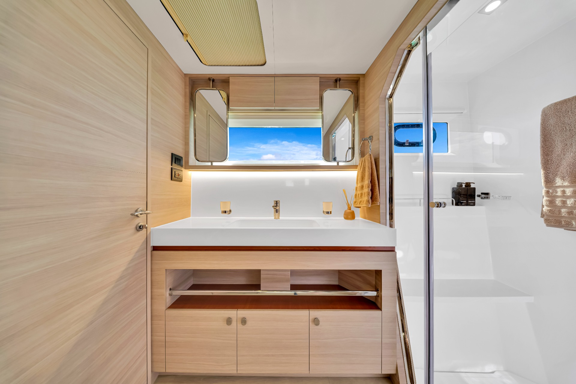Aquila 50 Sail — bagno armatore II